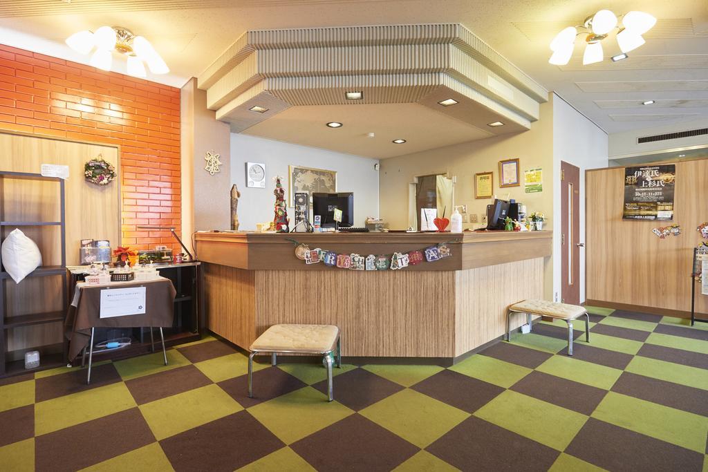 Select Inn Yonezawa Exterior foto
